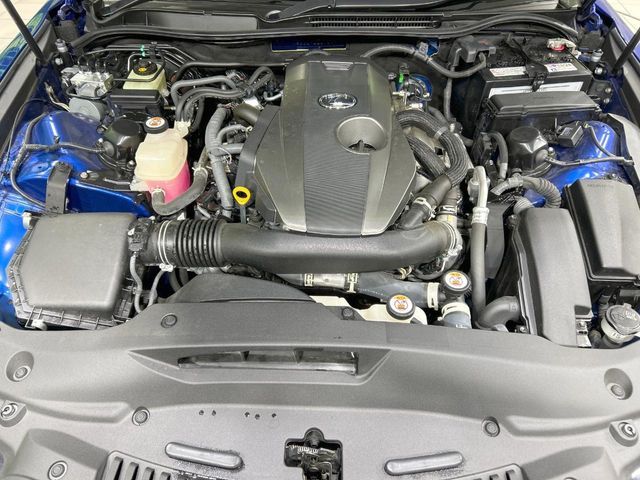 TOYOTA LEXUS IS300 2021