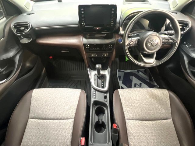 TOYOTA YARIS CROSS HYBRID 2022