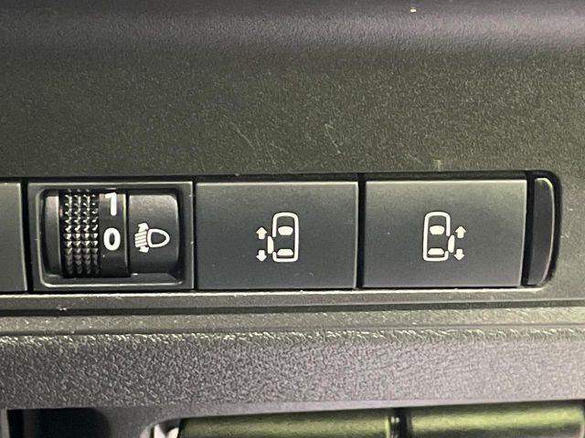 NISSAN SERENA  WG 2023