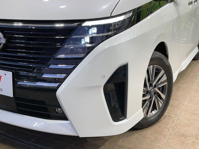 NISSAN SERENA  WG 2023