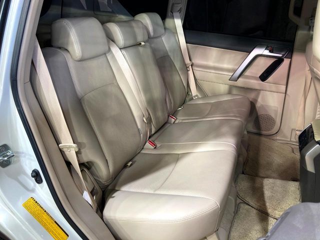 TOYOTA LANDCRUISER PRADO 2023