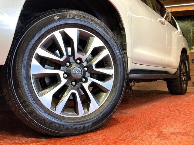 TOYOTA LANDCRUISER PRADO 2023