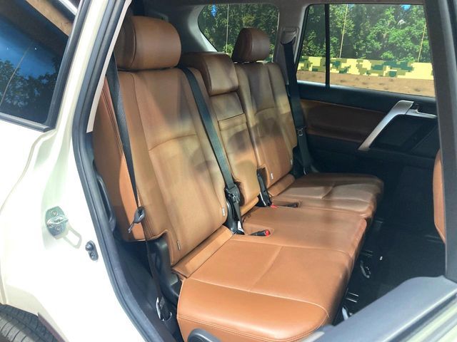 TOYOTA LANDCRUISER PRADO 2022