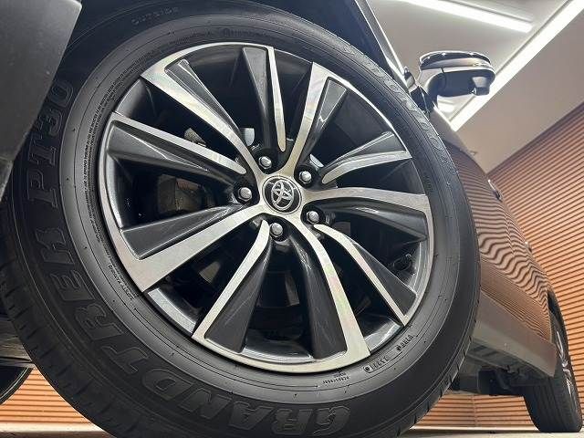 TOYOTA HARRIER 2WD 2022