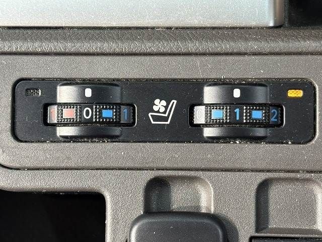 TOYOTA LANDCRUISER PRADO 2018