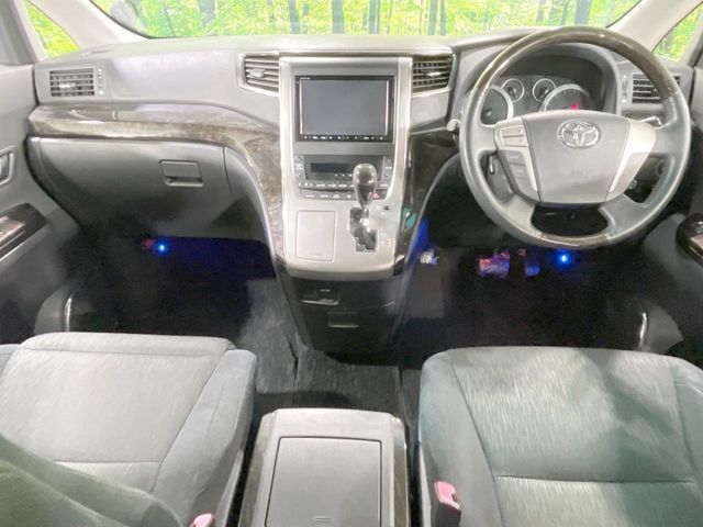 TOYOTA VELLFIRE 4WD 2012
