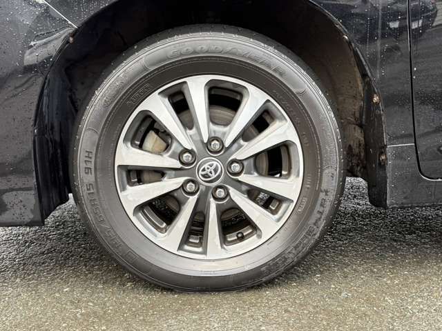 TOYOTA ESQUIRE 4WD 2018