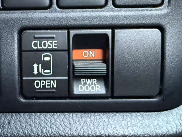 TOYOTA ESQUIRE 4WD 2019