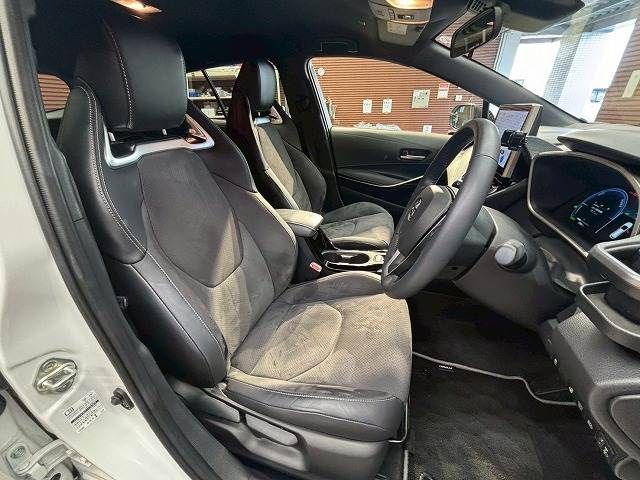 TOYOTA COROLLA TOURING HYBRID 2024