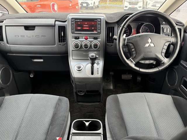 MITSUBISHI DELICA D:5 4WD 2009