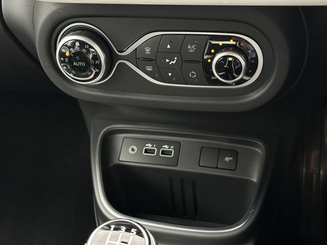 RENAULT RENAULT TWINGO 2024