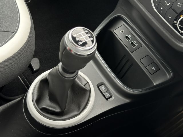 RENAULT RENAULT TWINGO 2024