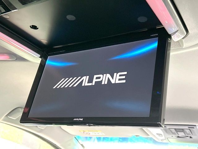 TOYOTA VELLFIRE 2015