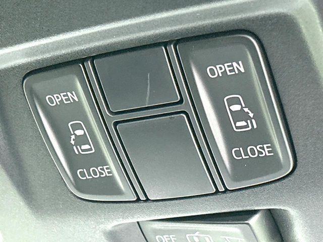 TOYOTA VELLFIRE 2015