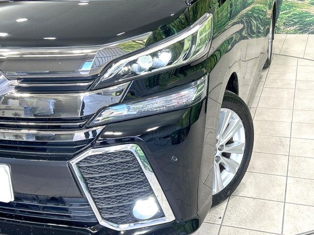 TOYOTA VELLFIRE 2015
