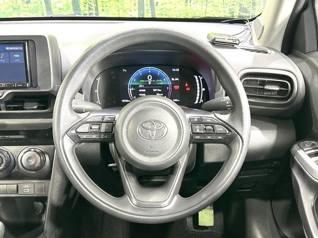 TOYOTA YARIS CROSS 2025
