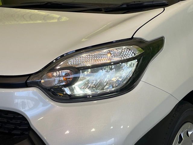 TOYOTA SIENTA HYBRID 2025