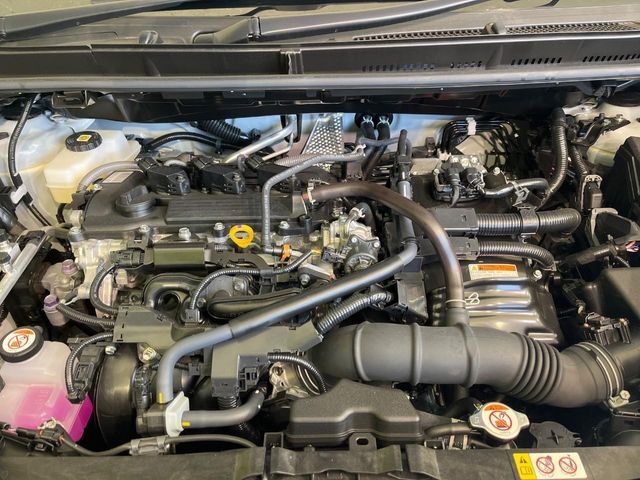 TOYOTA SIENTA HYBRID 2025