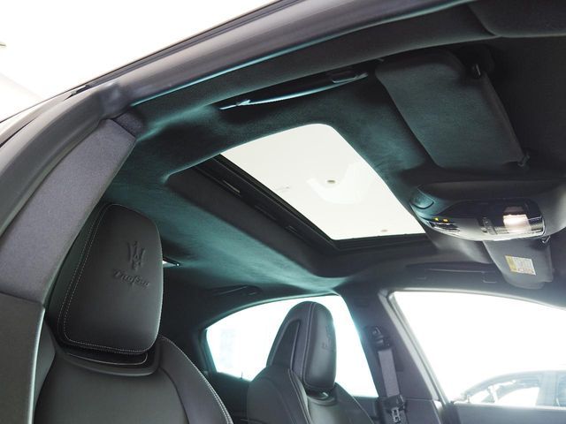 MASERATI MASERATI GHIBLI Sedan 2022