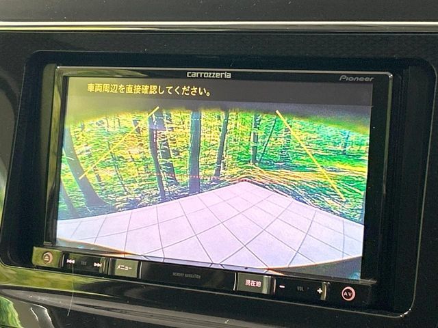 TOYOTA PRIUS Alpha 2015