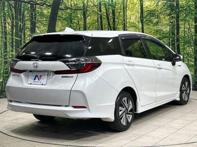 HONDA SHUTTLE HYBRID 2020