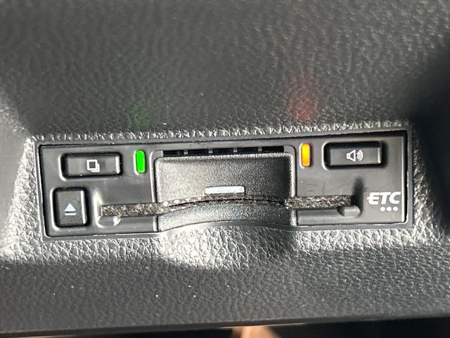 TOYOTA YARIS CROSS HYBRID 2025