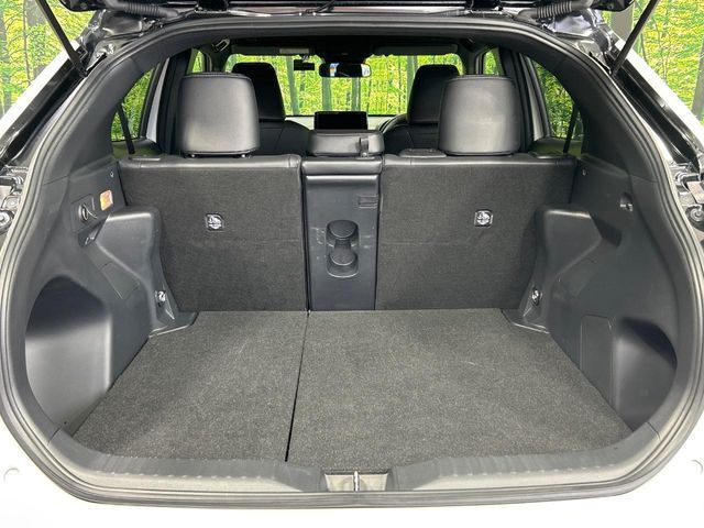 TOYOTA YARIS CROSS HYBRID 2025