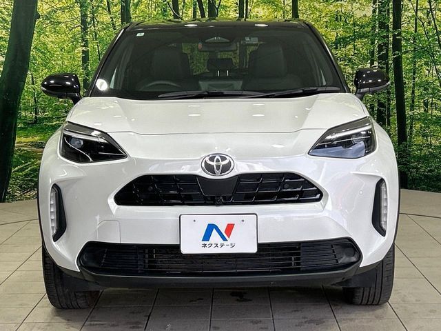 TOYOTA YARIS CROSS HYBRID 2025