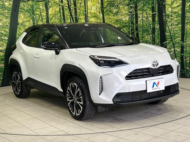 TOYOTA YARIS CROSS HYBRID 2025