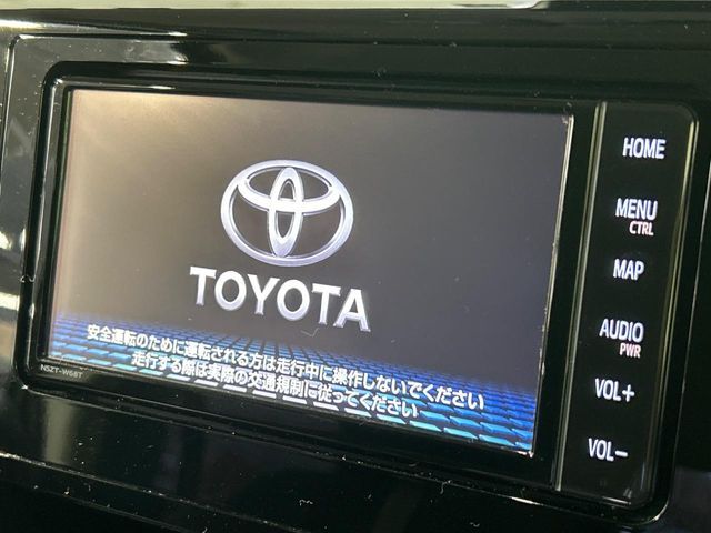 TOYOTA ROOMY 2022