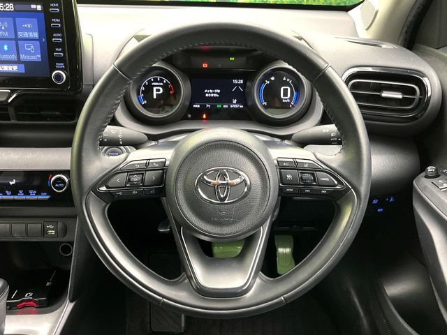 TOYOTA YARIS CROSS 2023