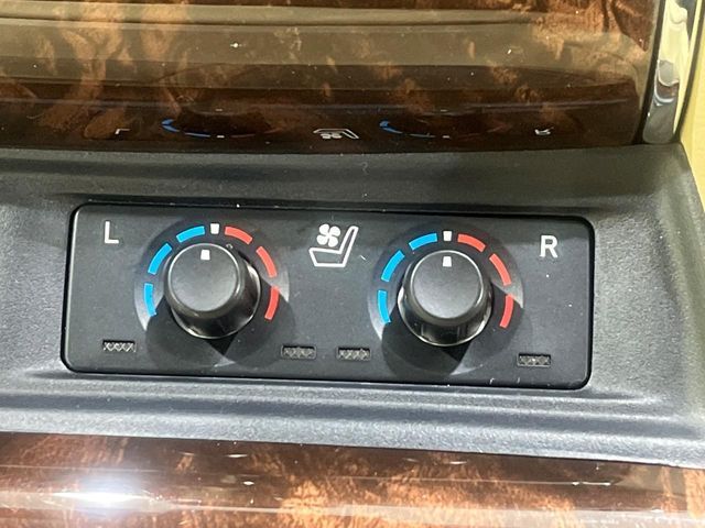 TOYOTA ALPHARD hybrid 4WD 2022