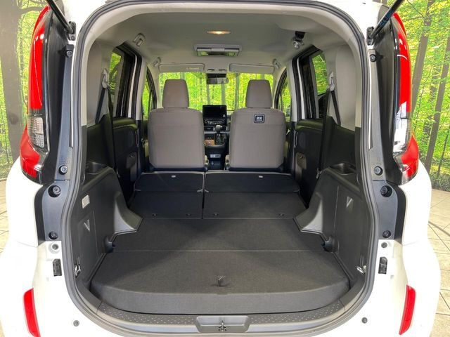 TOYOTA SIENTA HYBRID 2023