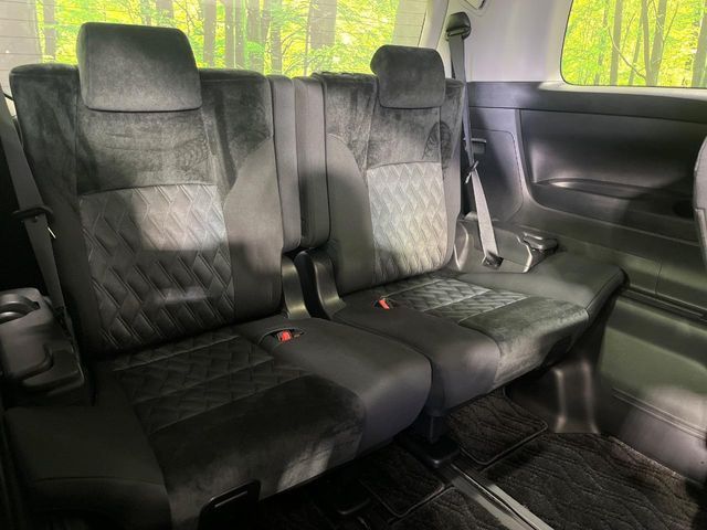 TOYOTA ALPHARD 4WD 2019