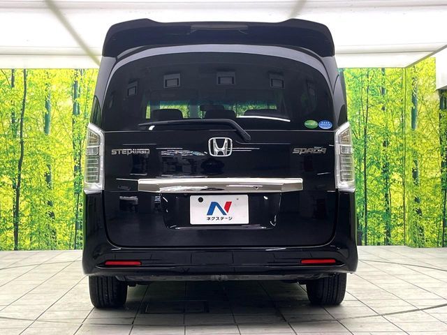 HONDA STEPWAGON SPADA 2014