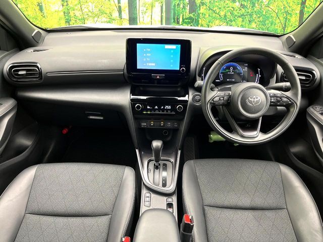 TOYOTA YARIS CROSS HYBRID 2025