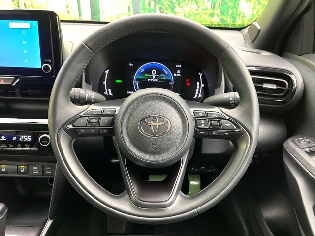 TOYOTA YARIS CROSS HYBRID 2025