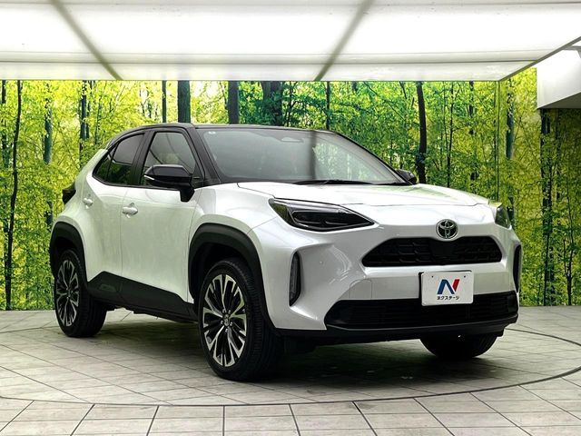 TOYOTA YARIS CROSS HYBRID 2025