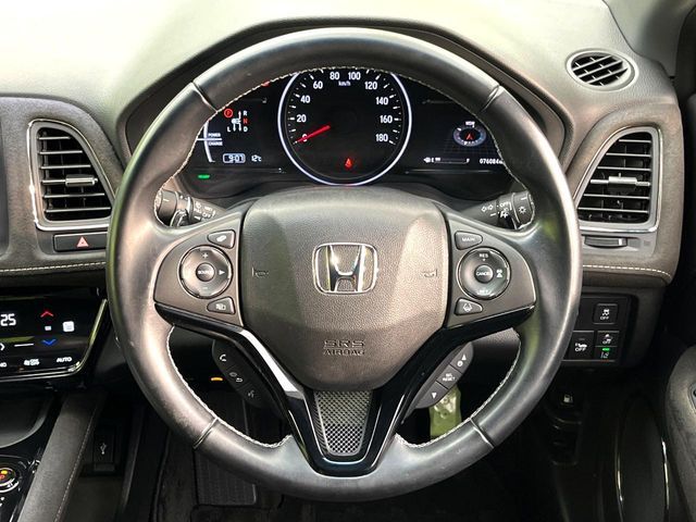 HONDA VEZEL HYBRID 2017