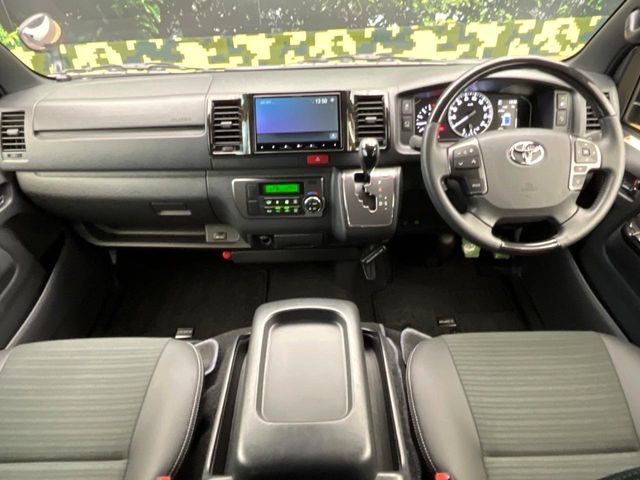 TOYOTA HIACE van 2WD 2025