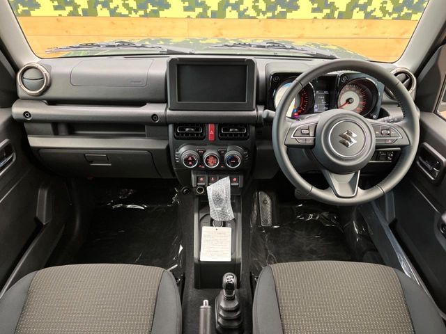 SUZUKI JIMNY NOMADE 2025