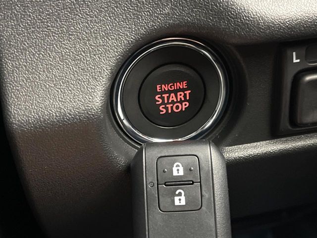 SUZUKI JIMNY NOMADE 2025