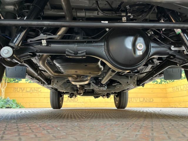 SUZUKI JIMNY NOMADE 2025