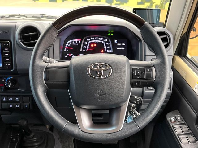 TOYOTA LANDCRUISER 70 2024