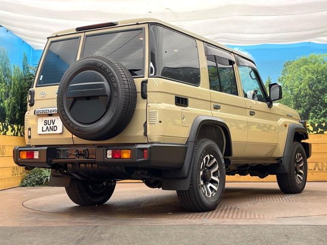 TOYOTA LANDCRUISER 70 2024