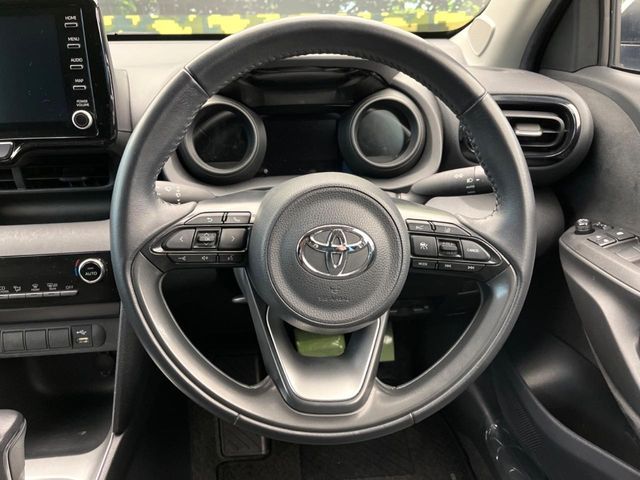 TOYOTA YARIS CROSS 2023