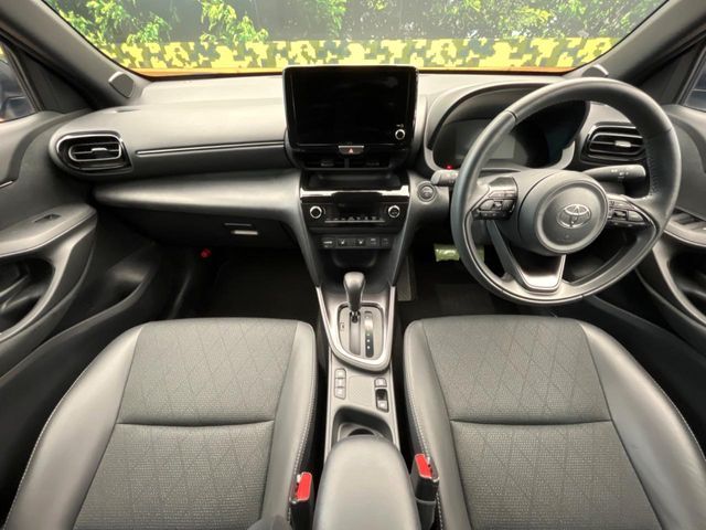 TOYOTA YARIS CROSS HYBRID 2025