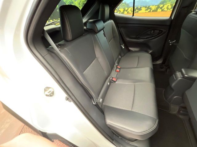 TOYOTA YARIS CROSS HYBRID 2025