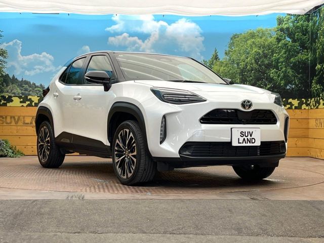 TOYOTA YARIS CROSS HYBRID 2025