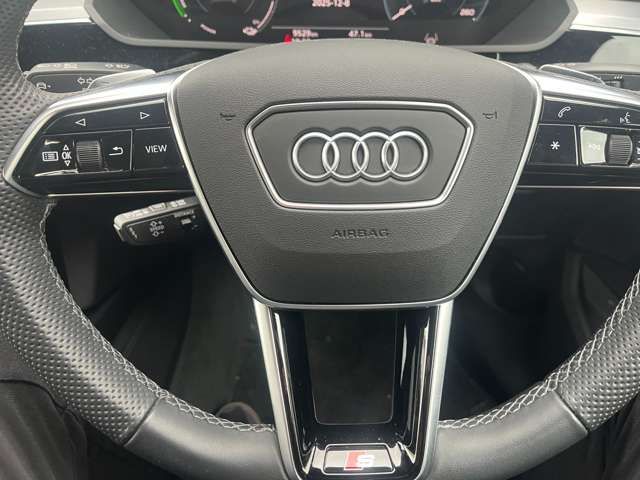 AUDI AUDI e-tron SPORTBACK 2022